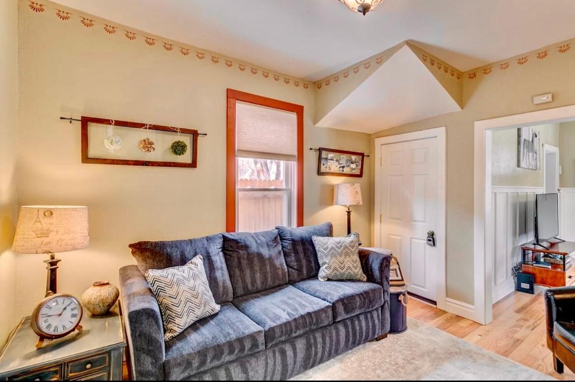 The Historic Blue Bird Cottage Colorado Springs Extérieur photo